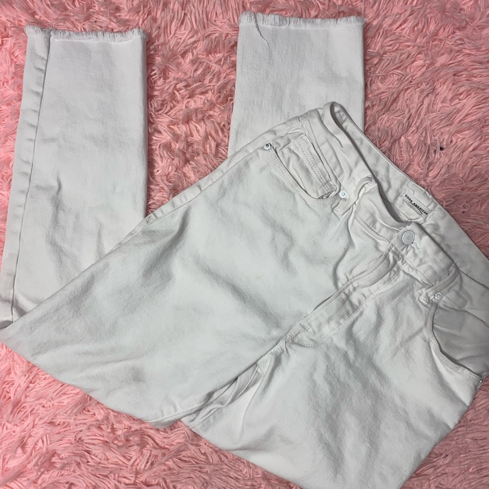 🤍 Good American White Straight Leg Jeans 🤍